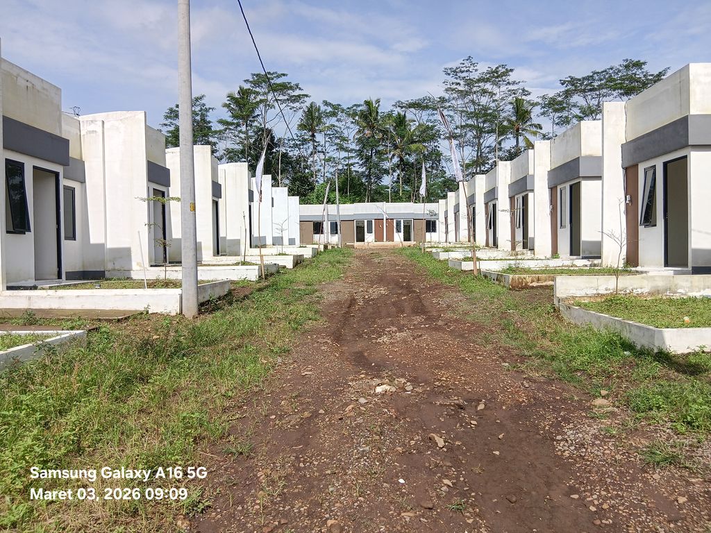 foto posisi tengah perumahan KOTAKU 3 RESIDENCE