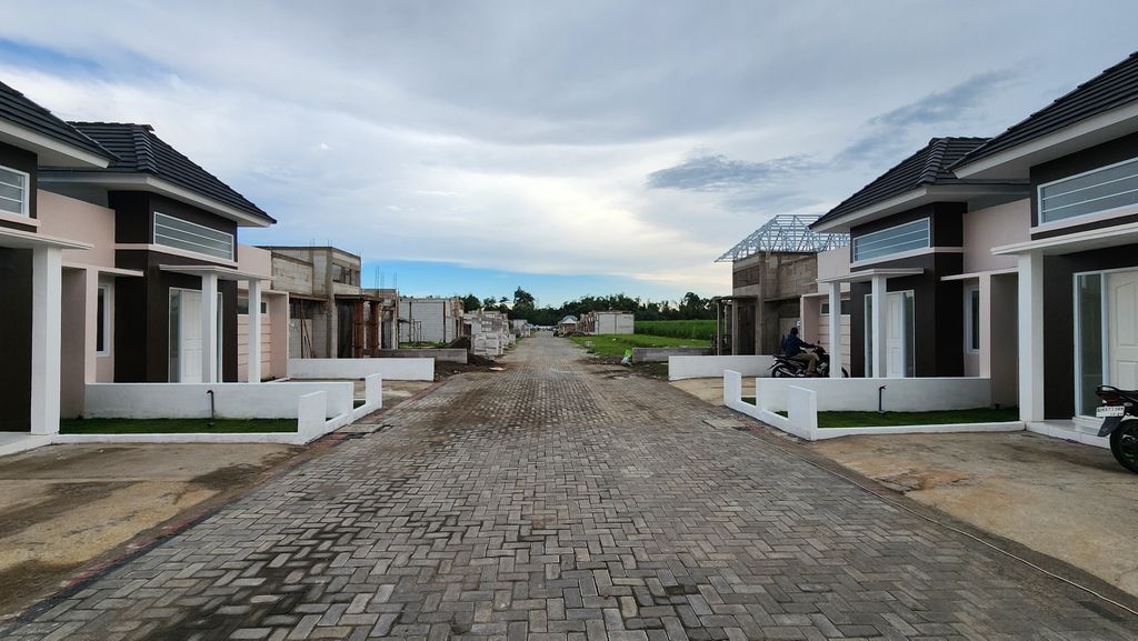 foto posisi tengah perumahan Grand Mulia at Gabru