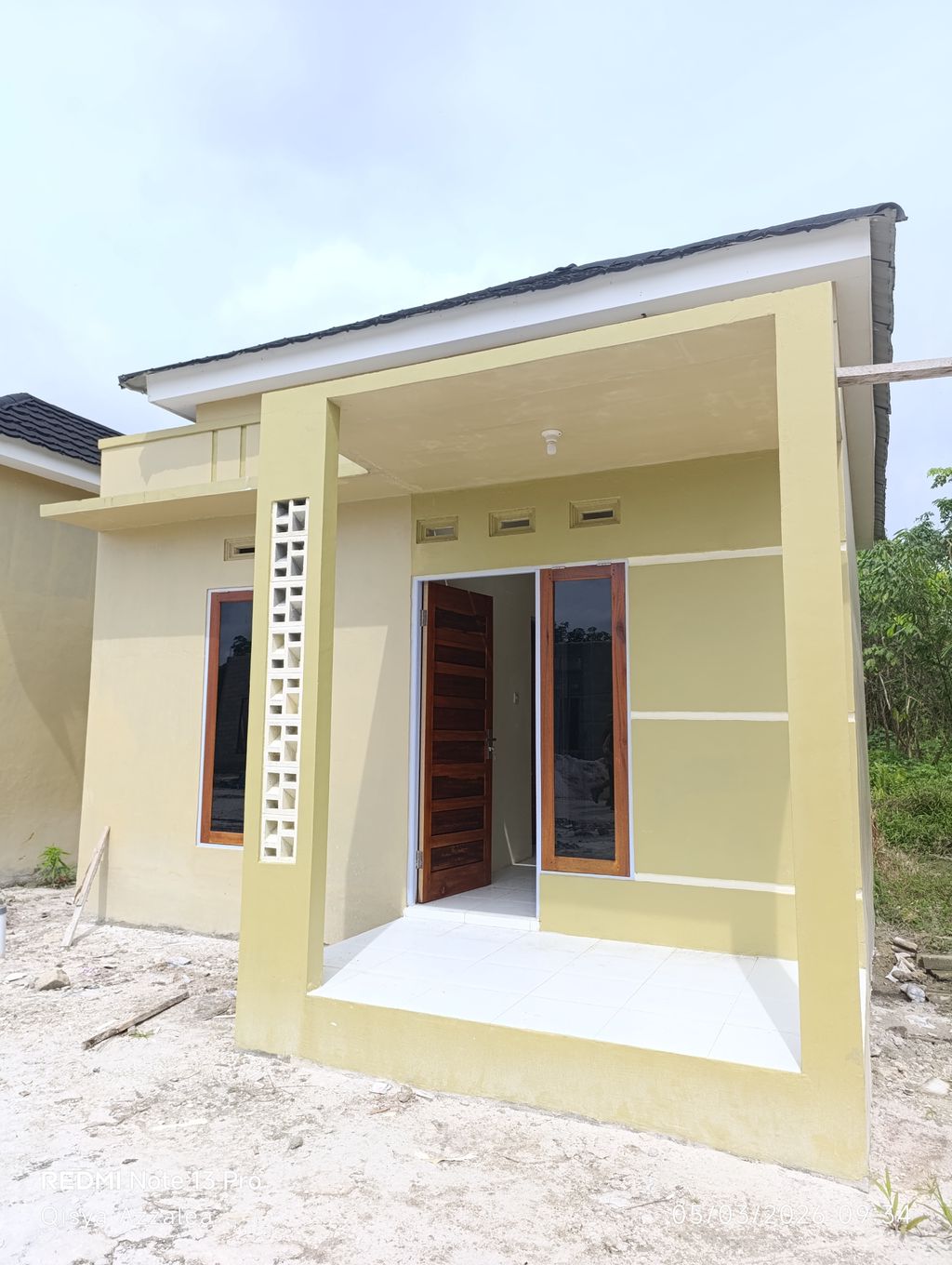 foto tampak rumah tipe 36 perumahan SAMARI RESIDENCE