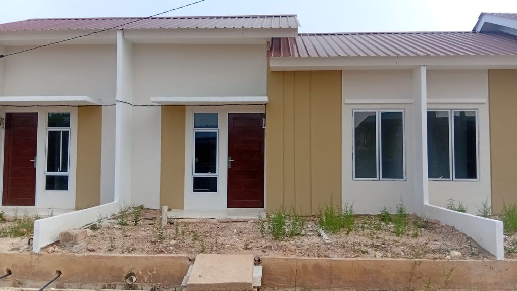 foto tampak rumah tipe 30/60 perumahan ROLAMRO DWIMA GANDA