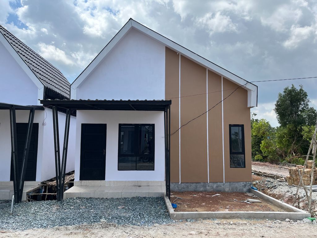 foto tampak rumah tipe Sora Living perumahan Villa Sakura Mahatama 2