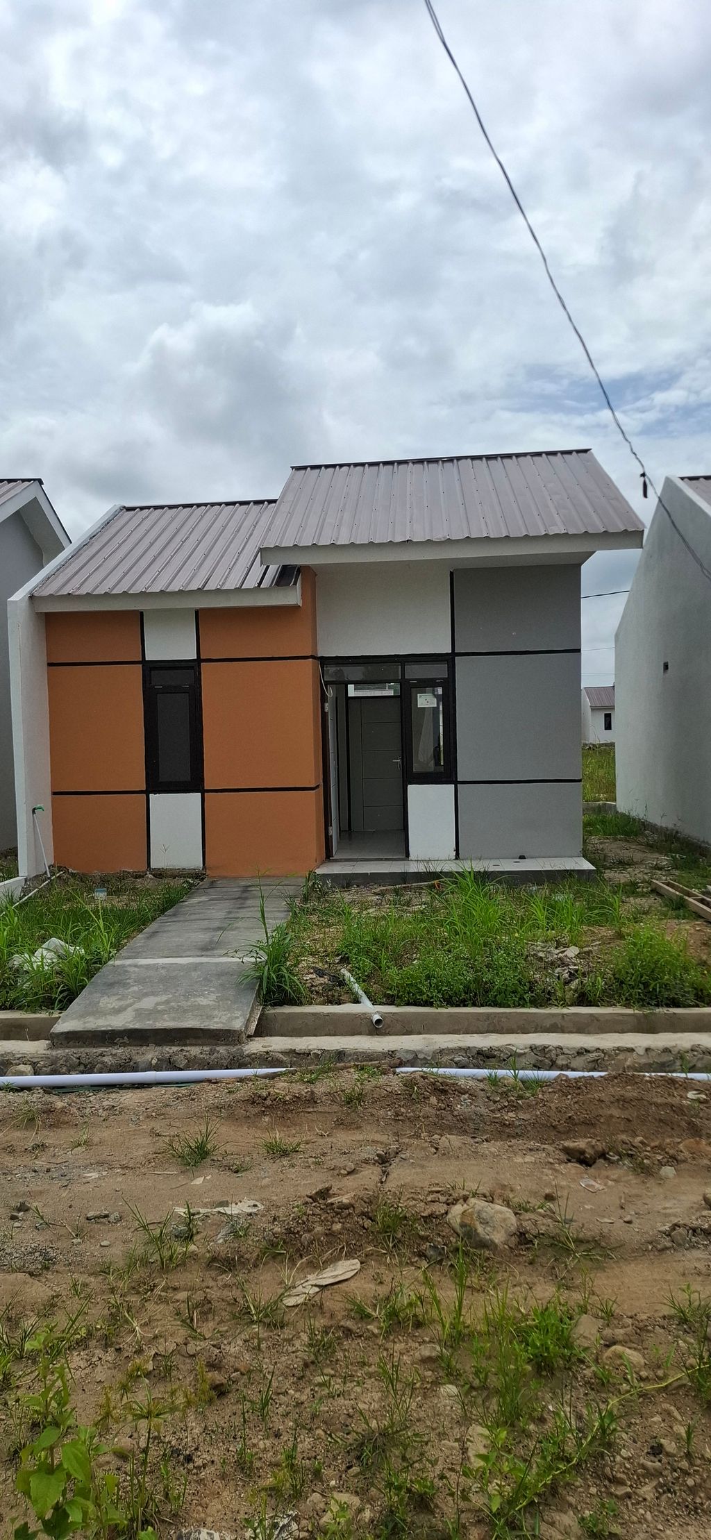 foto contoh rumah perumahan GRIA MAHAKAM CITY