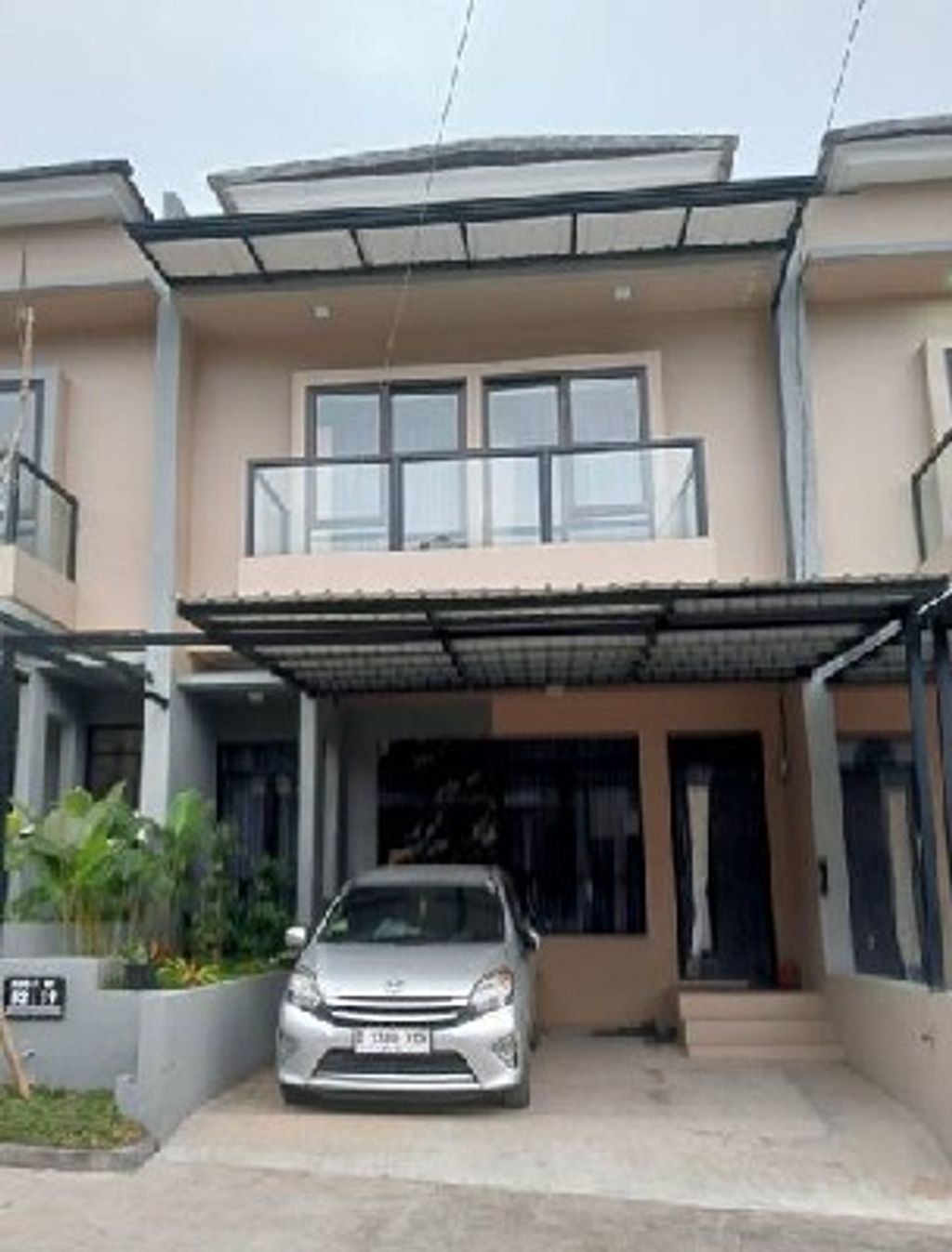 foto tampak rumah tipe 2 LANTAI perumahan Perumahan griya asri cireundeu