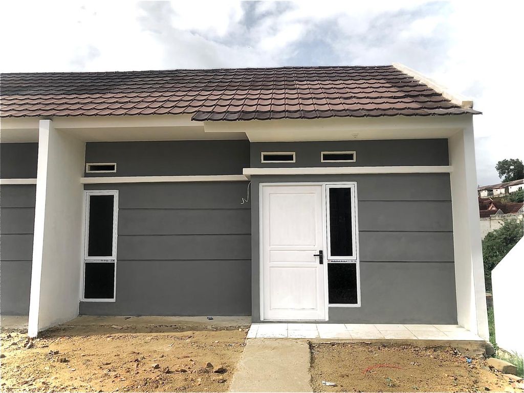 foto tampak rumah tipe 36/60 perumahan Padjadjaran Bamboo Residence 3