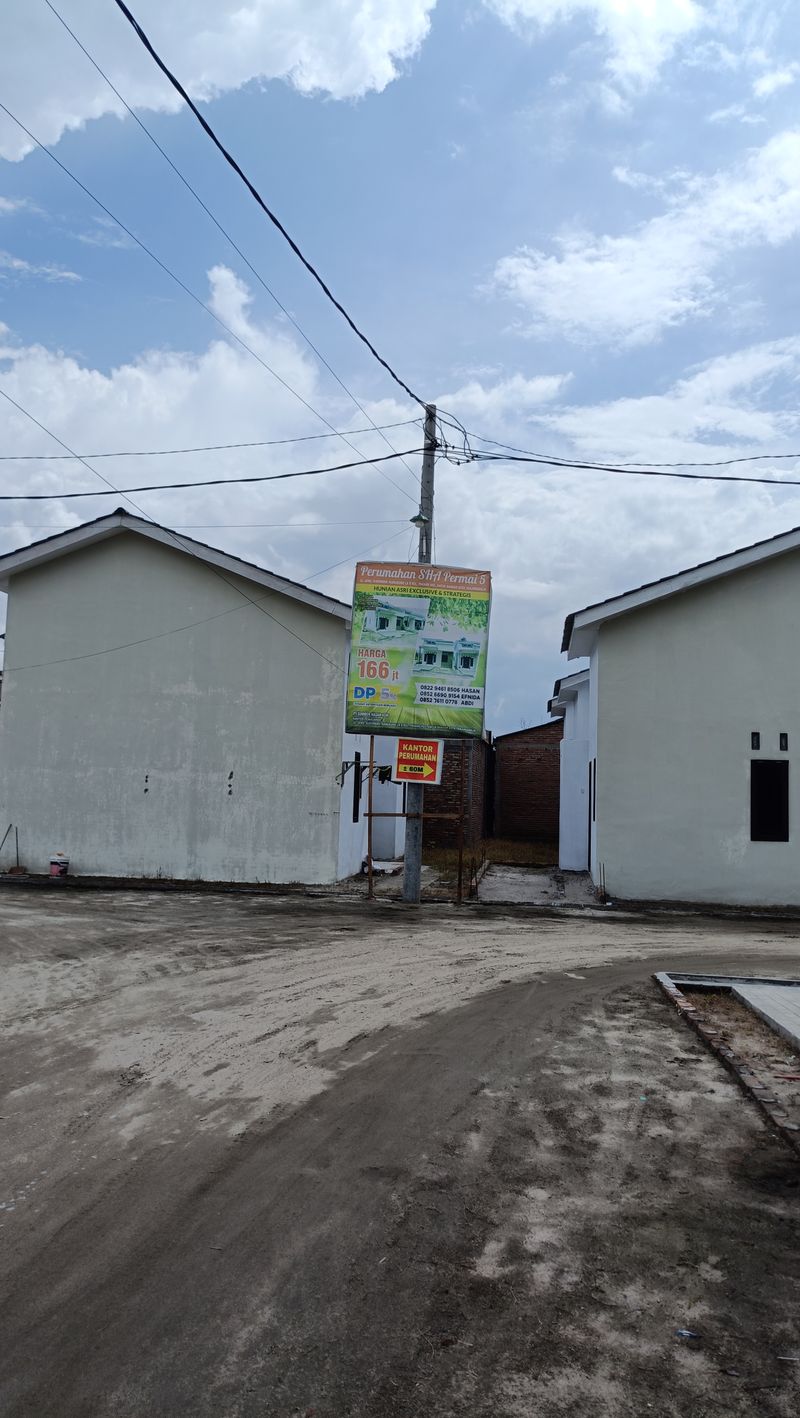 foto gerbang perumahan SHA PERMAI 5
