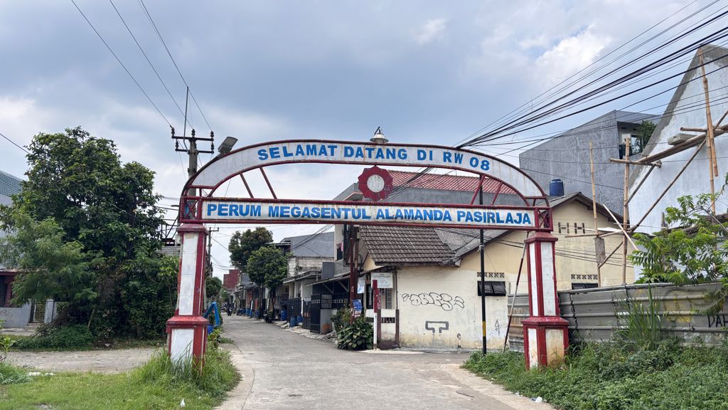 foto contoh rumah perumahan MEGA SENTUL - DAHLIA