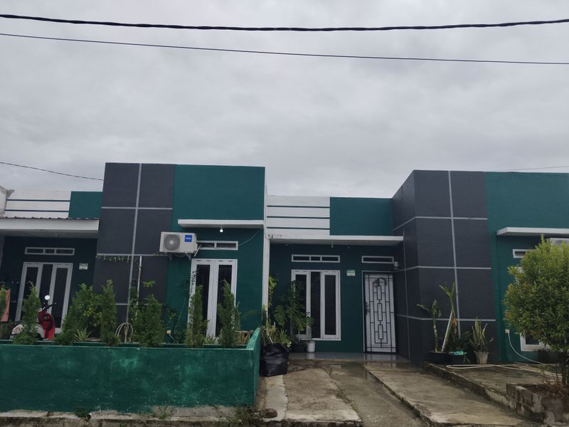 foto contoh rumah perumahan RAFFLESS RESIDENCE 3