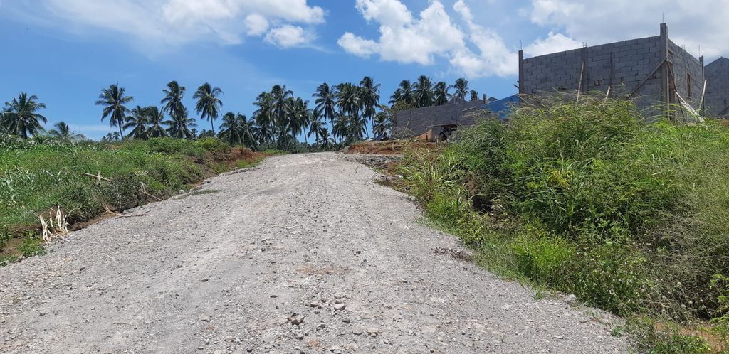 foto posisi tengah perumahan BUKIT VIOLA 2