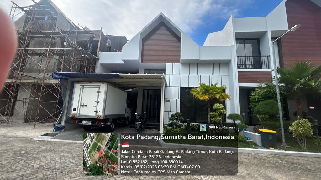 foto tampak rumah tipe 152/130 perumahan GRIYA ASRI KUBU MARAPALAM