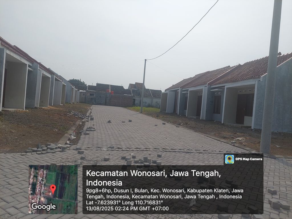 foto posisi tengah perumahan TAMAN MELATI BULAN 2