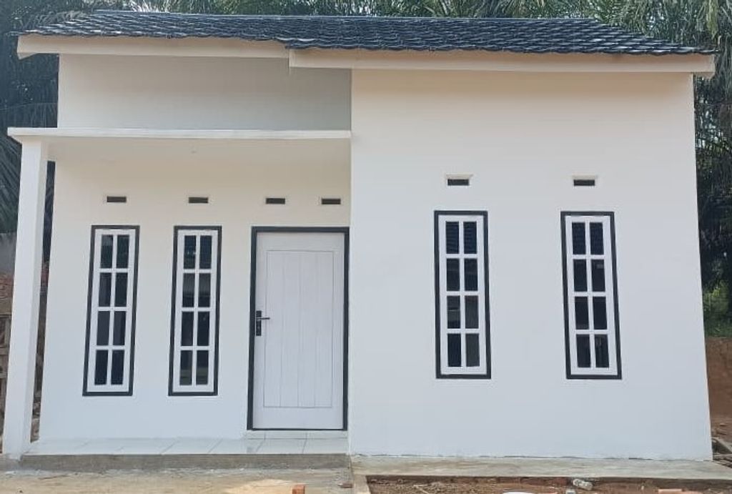 foto tampak rumah tipe 36/100 perumahan PURI HALIM 5