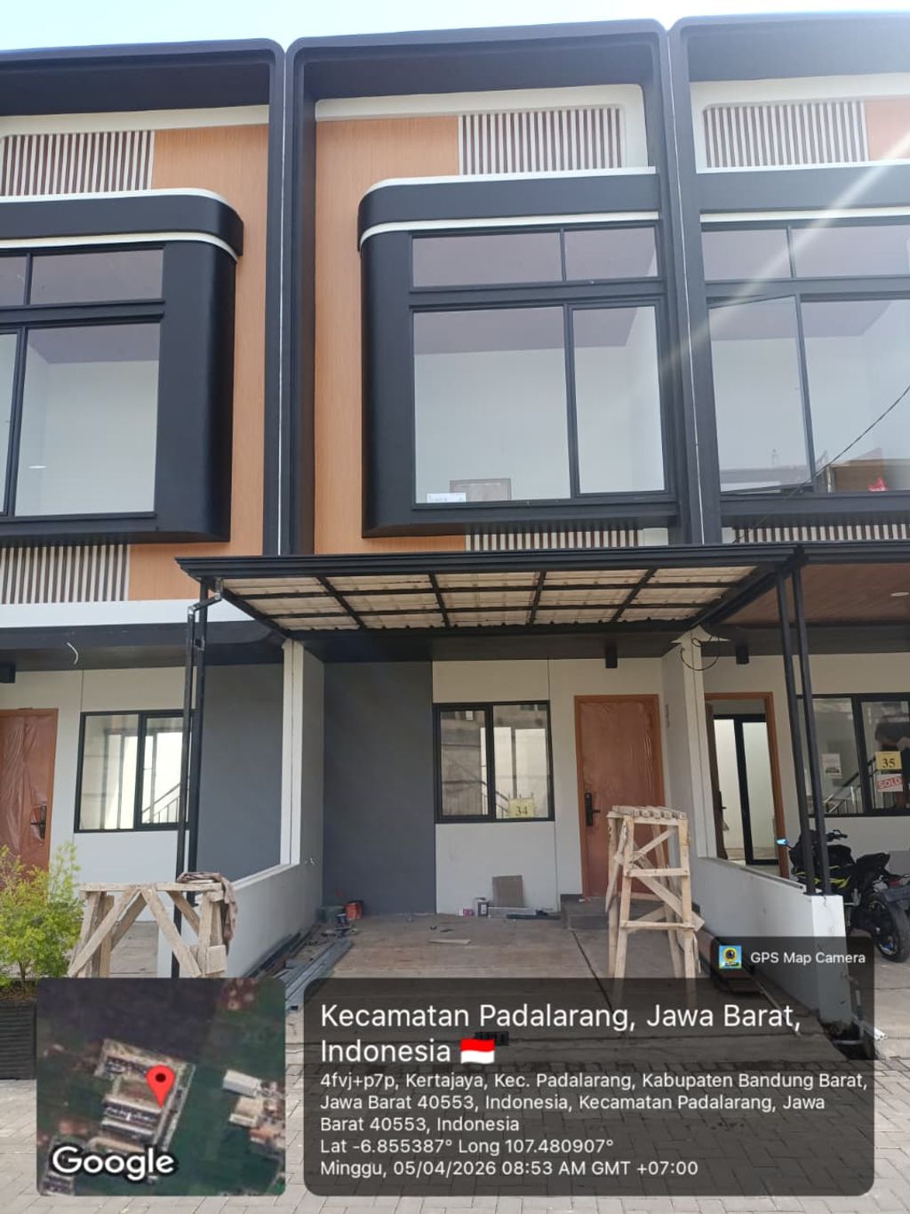 foto tampak rumah tipe 50 Compact Minimalis HC (571) perumahan Cluster Everton