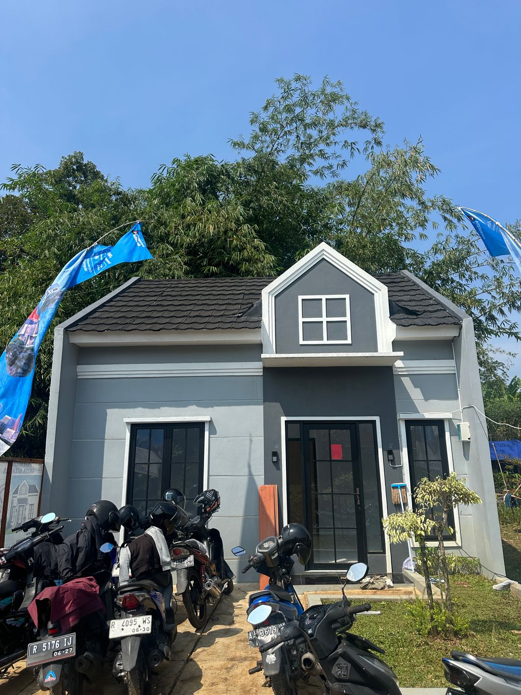 foto contoh rumah perumahan Griya Karangnanas