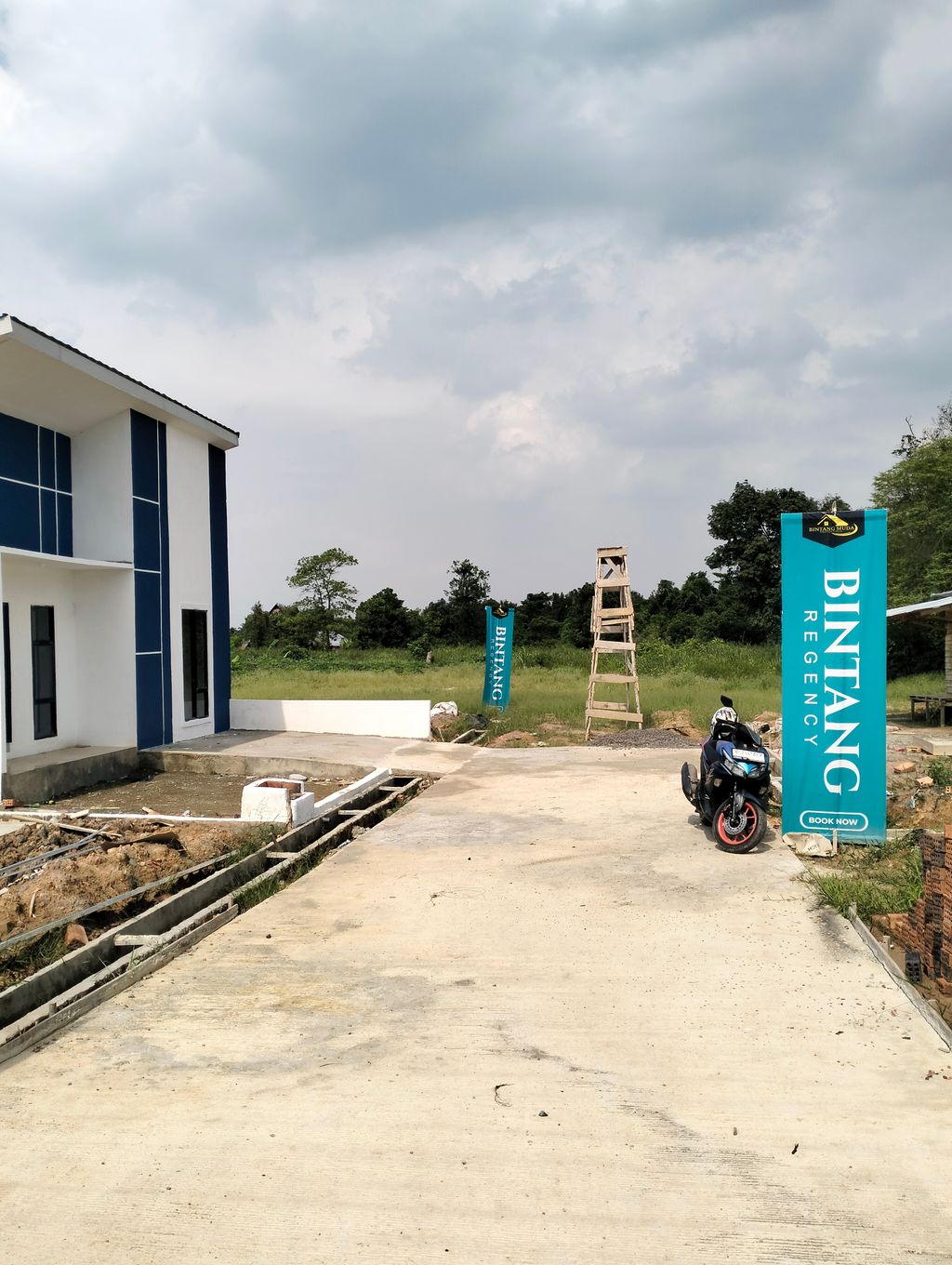 foto gerbang perumahan BINTANG REGENCY
