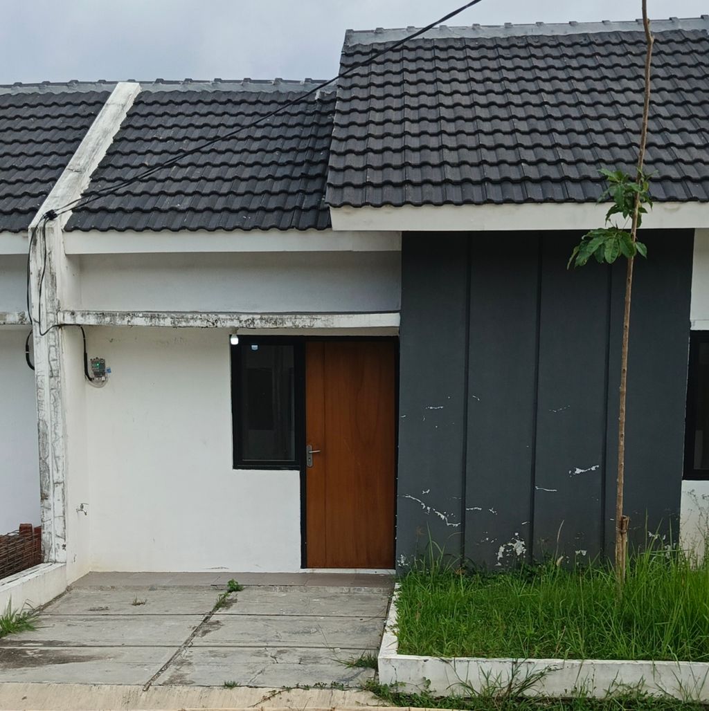 foto tampak rumah tipe Ayuprana perumahan Green Vasanta