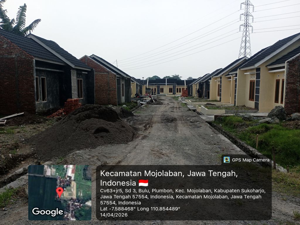foto gerbang perumahan MADAWA ASRI PLUMBON