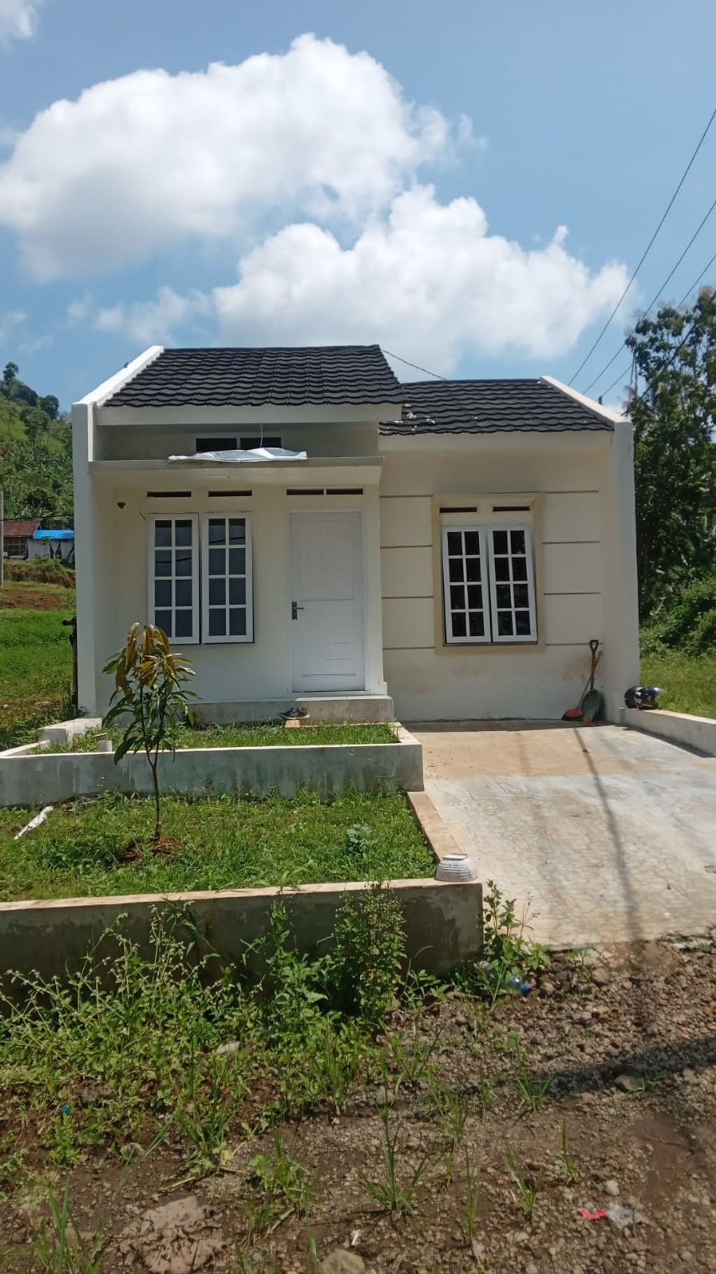 foto tampak rumah tipe 33 perumahan BATARAI HILL RESIDENT
