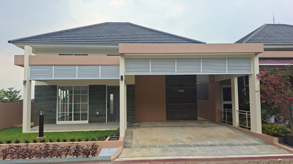 foto tampak rumah tipe 50/145 perumahan THE VILLAS Rukun Senior Living