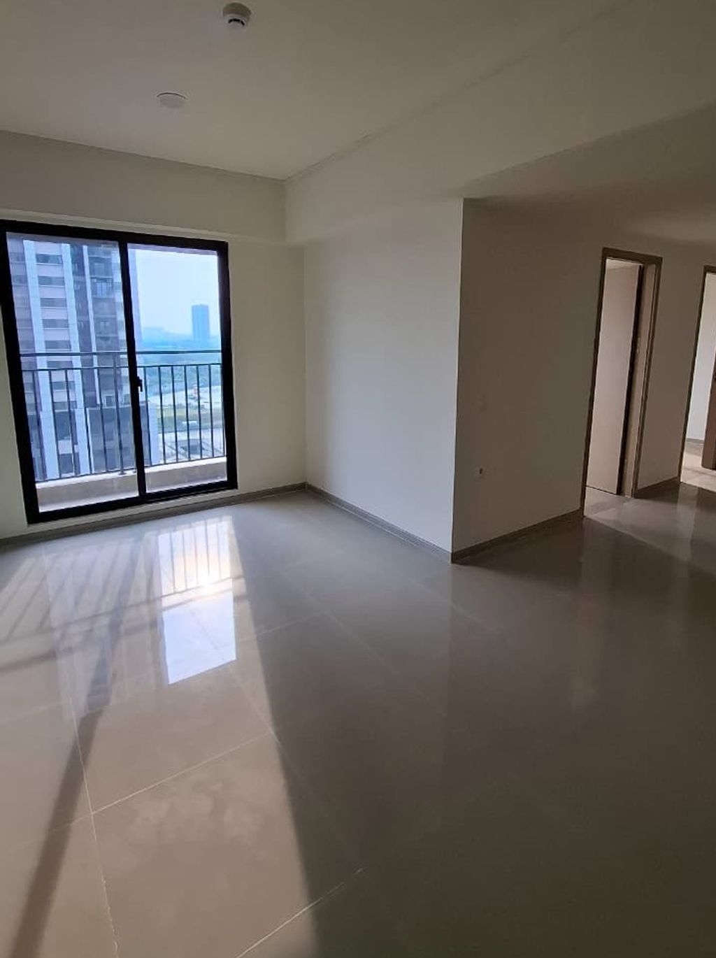 foto tampak rumah tipe Tower B - E perumahan Meikarta