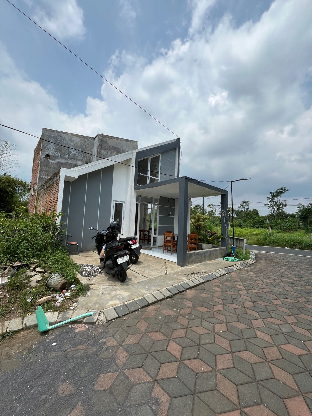 foto contoh rumah perumahan Royal Diamond 1