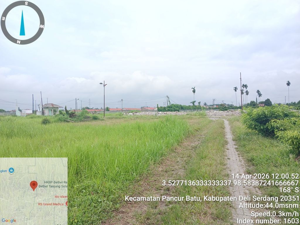 foto gerbang perumahan GRAND MUTIARA 3