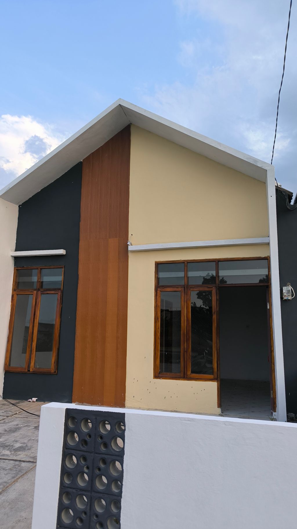 foto contoh rumah perumahan SADJATI ROYAL GARDEN