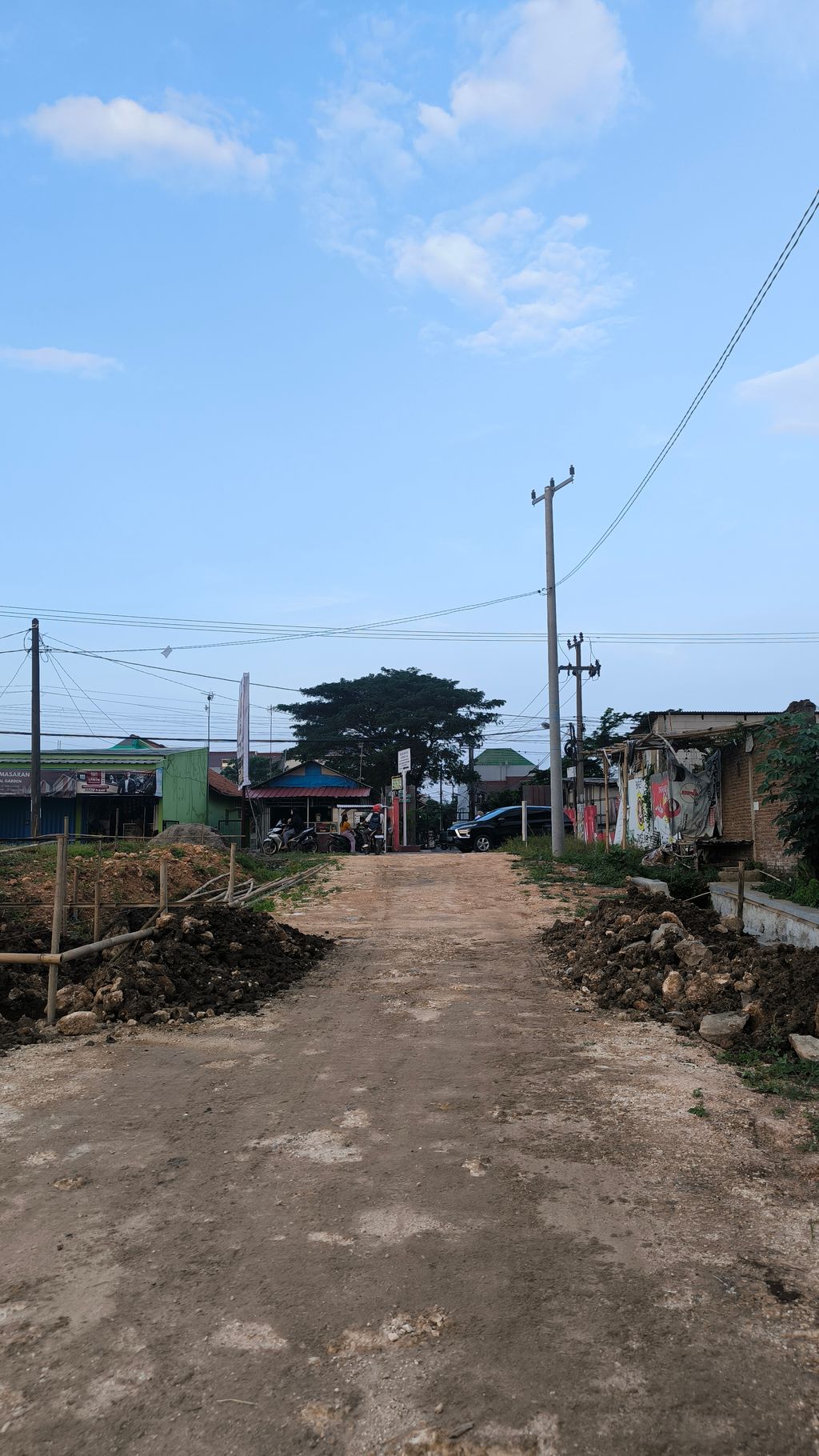foto gerbang perumahan SADJATI ROYAL GARDEN