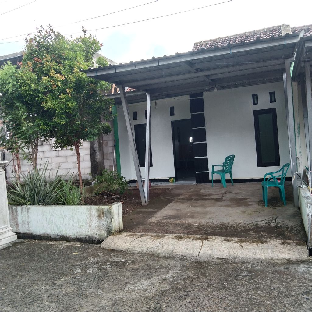 foto contoh rumah perumahan BRANGSONG PERMAI