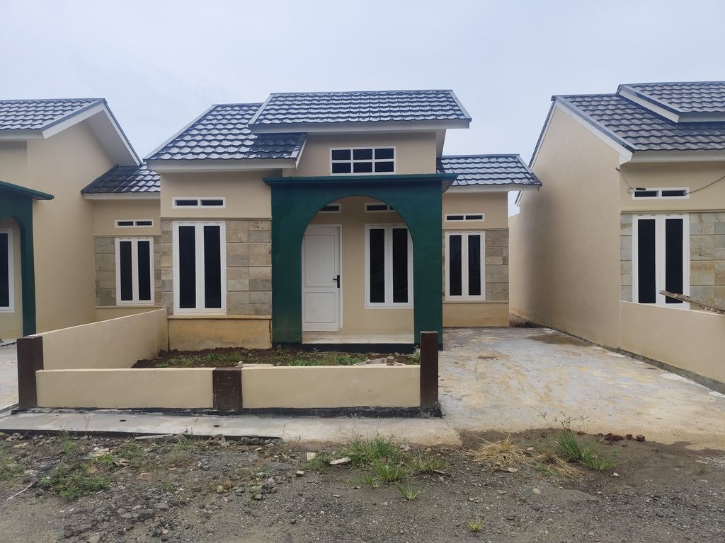 foto tampak rumah tipe 36 perumahan GREEN MILENIA 2