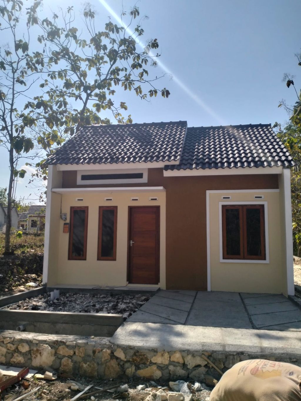foto tampak rumah tipe 36/62 SUBSIDI perumahan GRAHA AMTENAR