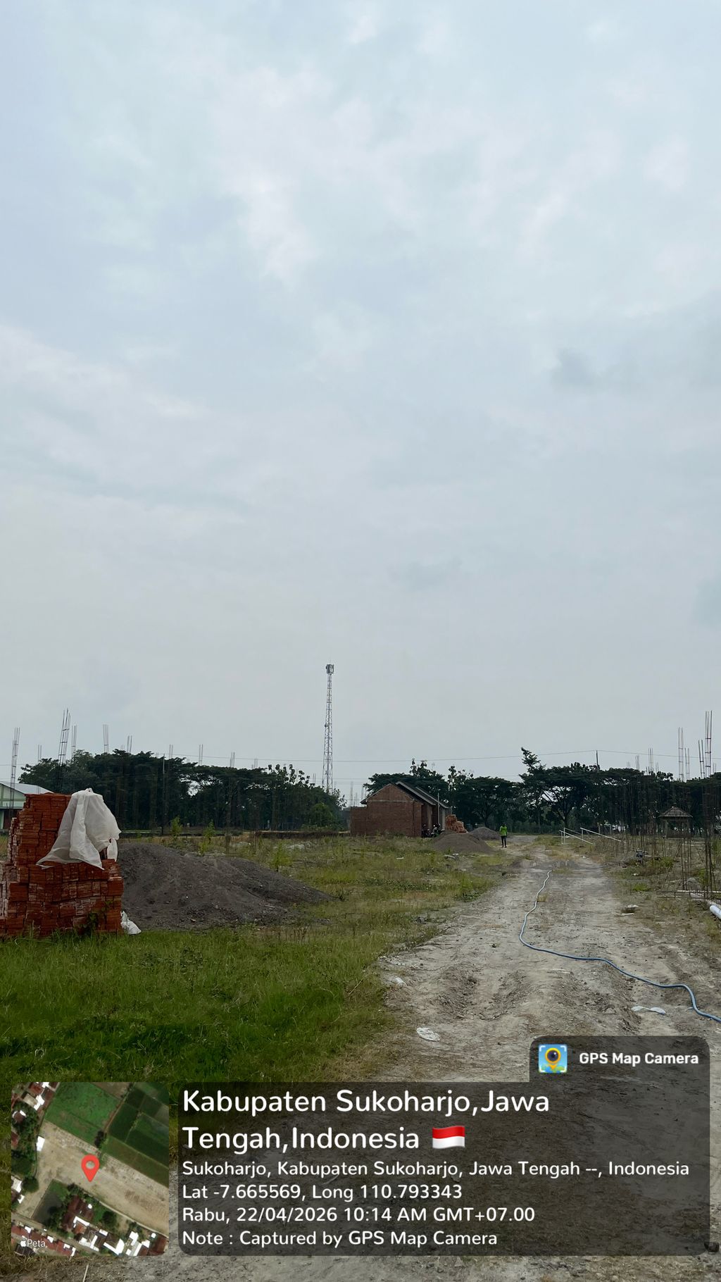 foto posisi tengah perumahan Perumahan Tama residence dukuh