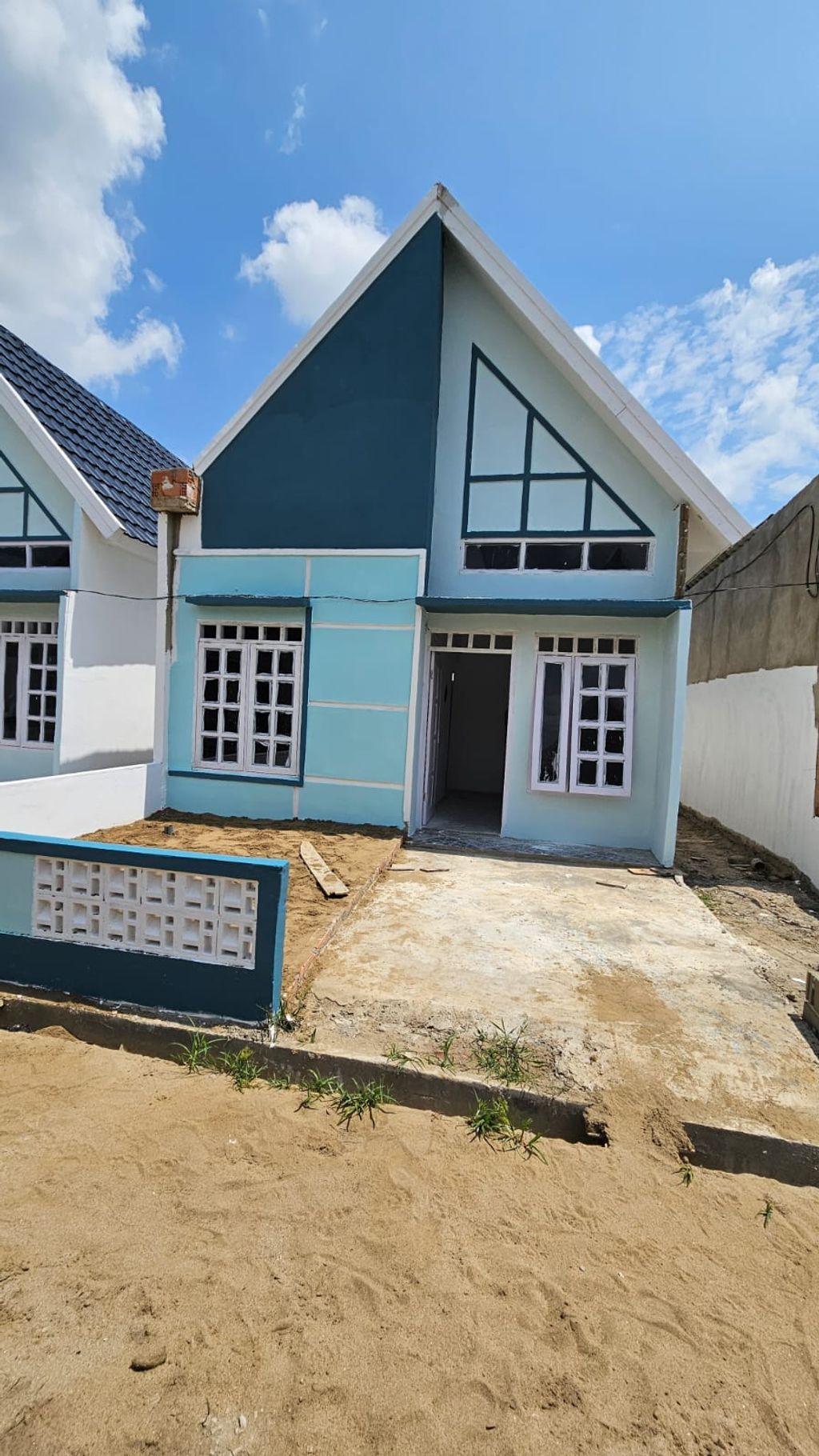 foto tampak rumah tipe PERUMAHAN GRAND FAMILI CERIA 1 D perumahan PRUMAHAN GRAND FAMILI CERIA 1 D