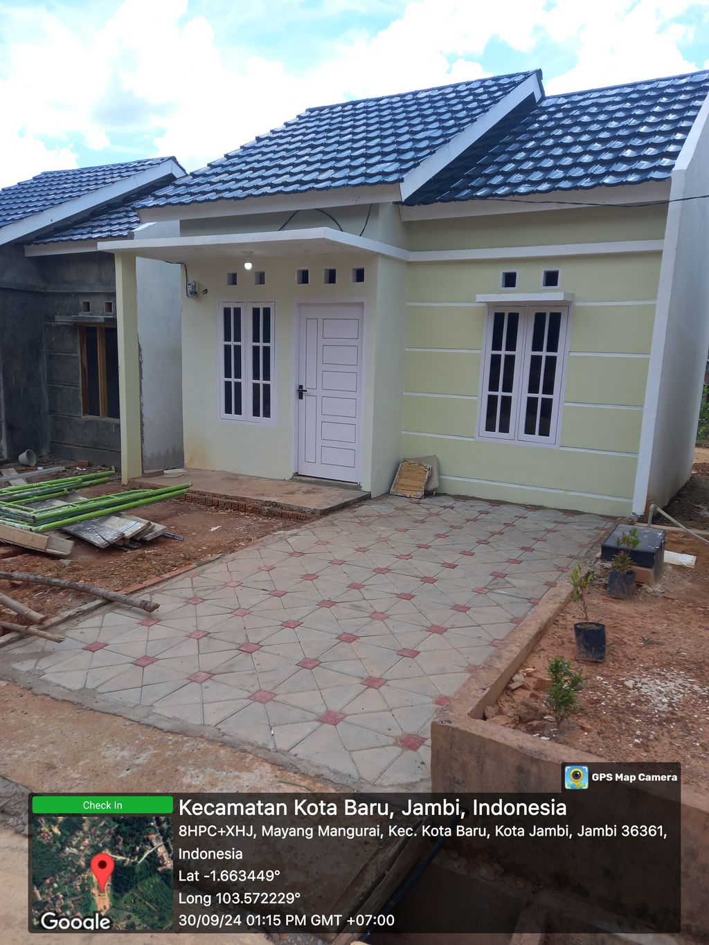 foto tampak rumah tipe 36 perumahan Wijaya Mayang Residence