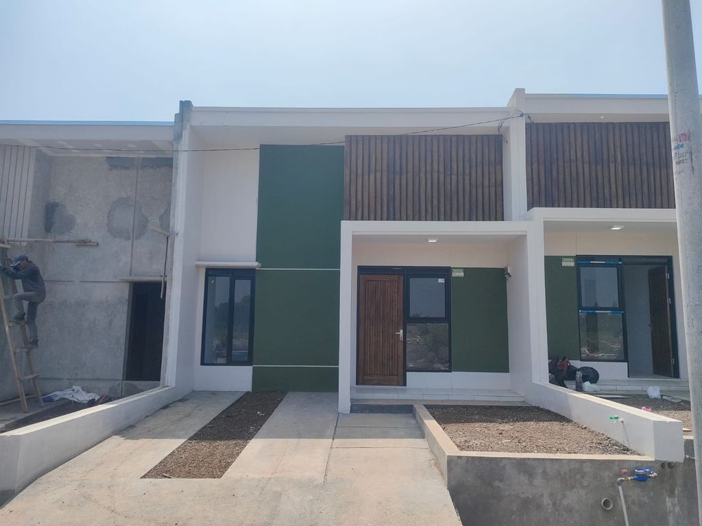 foto tampak rumah tipe 36/72 perumahan MEGA MUTIARA TASIK REGENCY