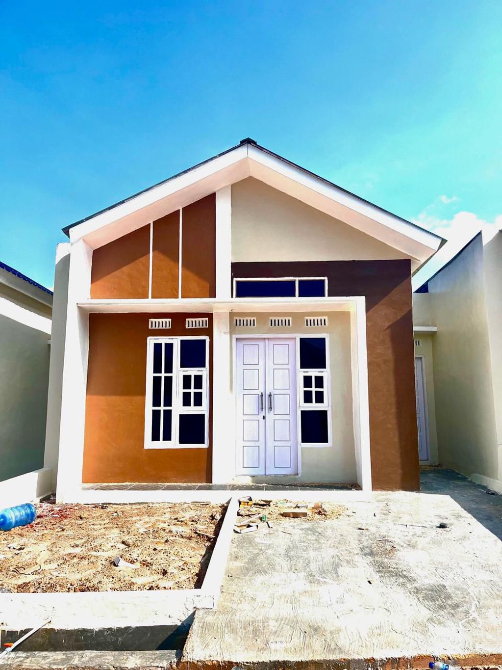 foto tampak rumah tipe 36 perumahan grand lagosi tahap 2