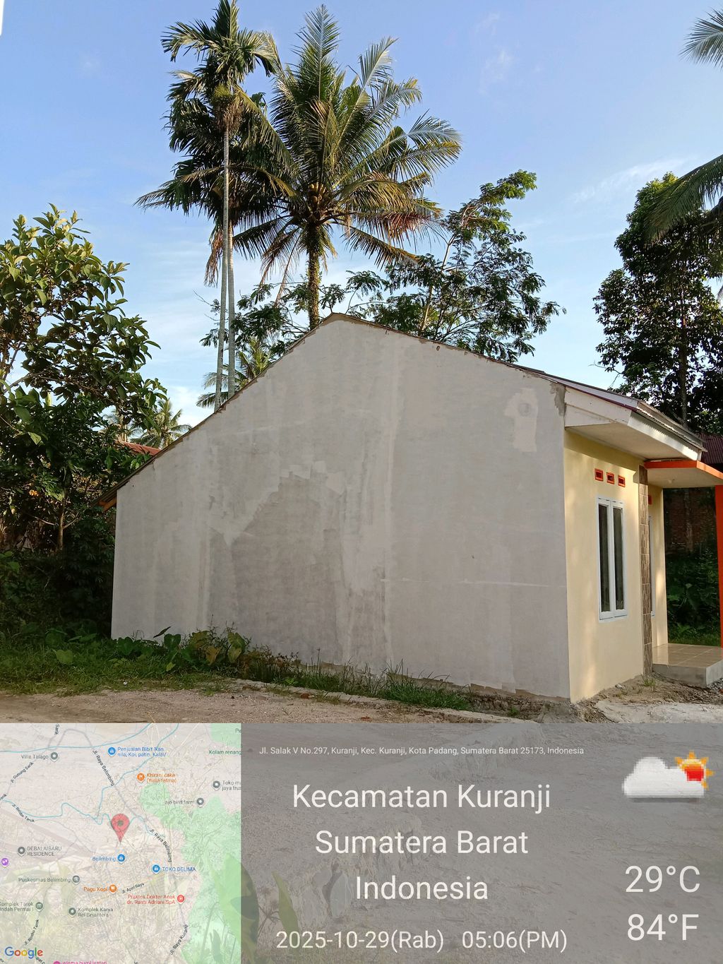 foto contoh rumah perumahan DEHAS II