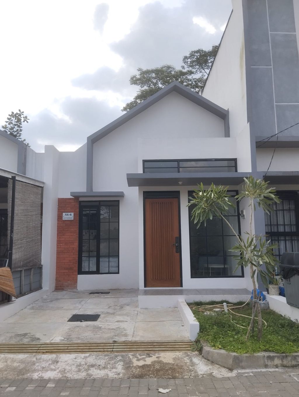 foto tampak rumah tipe 22 perumahan SOREANG GRANDE