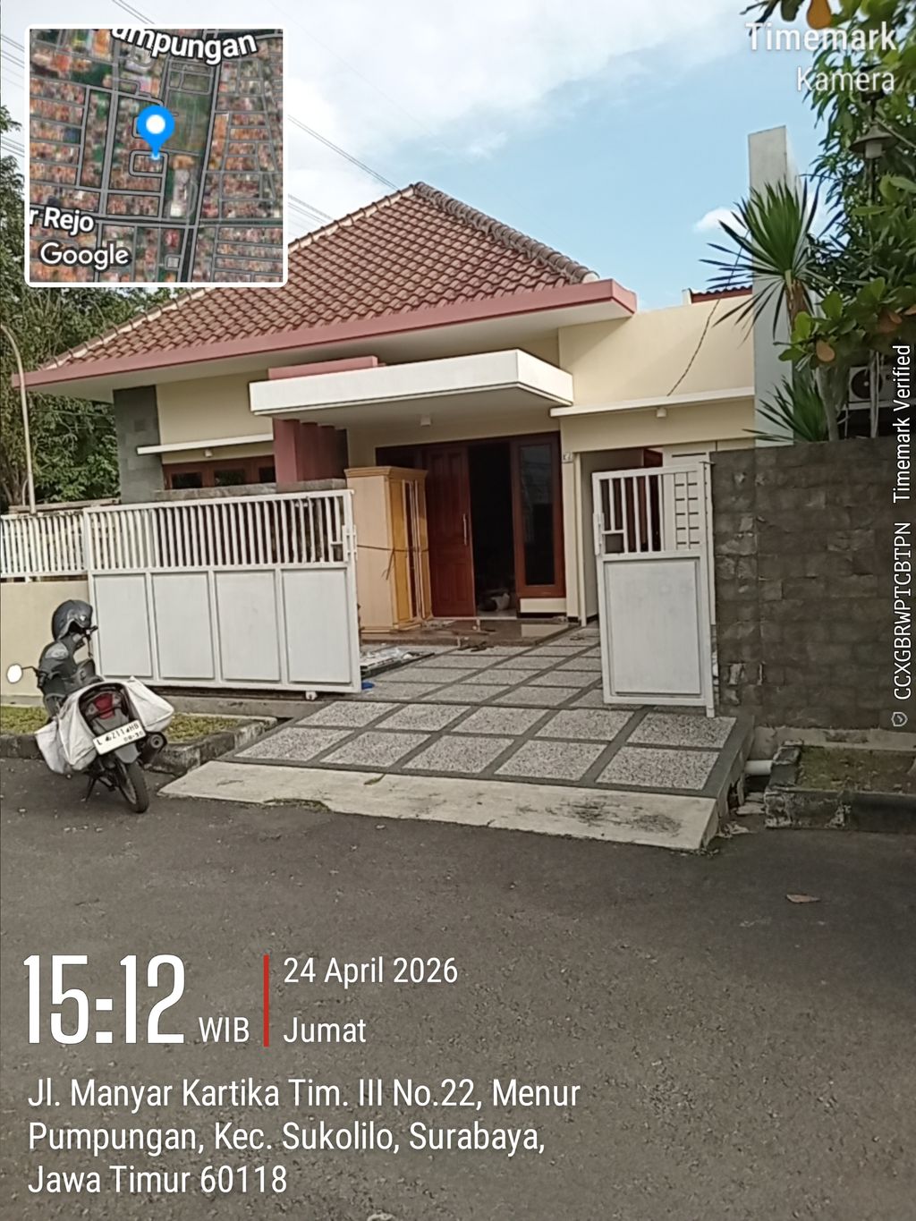 foto tampak rumah tipe 176 perumahan TOMPOTIKA HOUSING