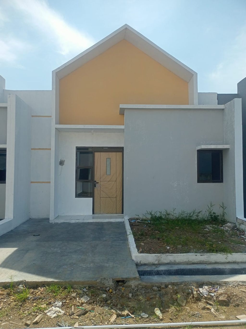 foto tampak rumah tipe 30/60 perumahan ANAYA RESIDENCE