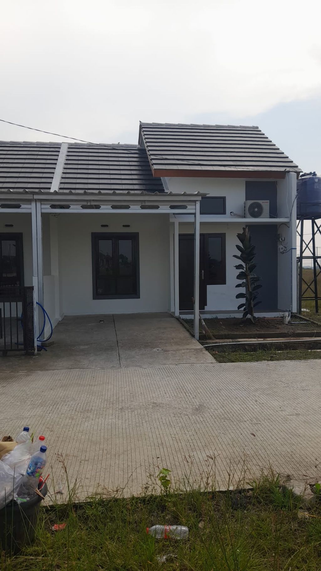 foto tampak rumah tipe 30 / 60 perumahan GRIYA RESTU CIKARANG 2