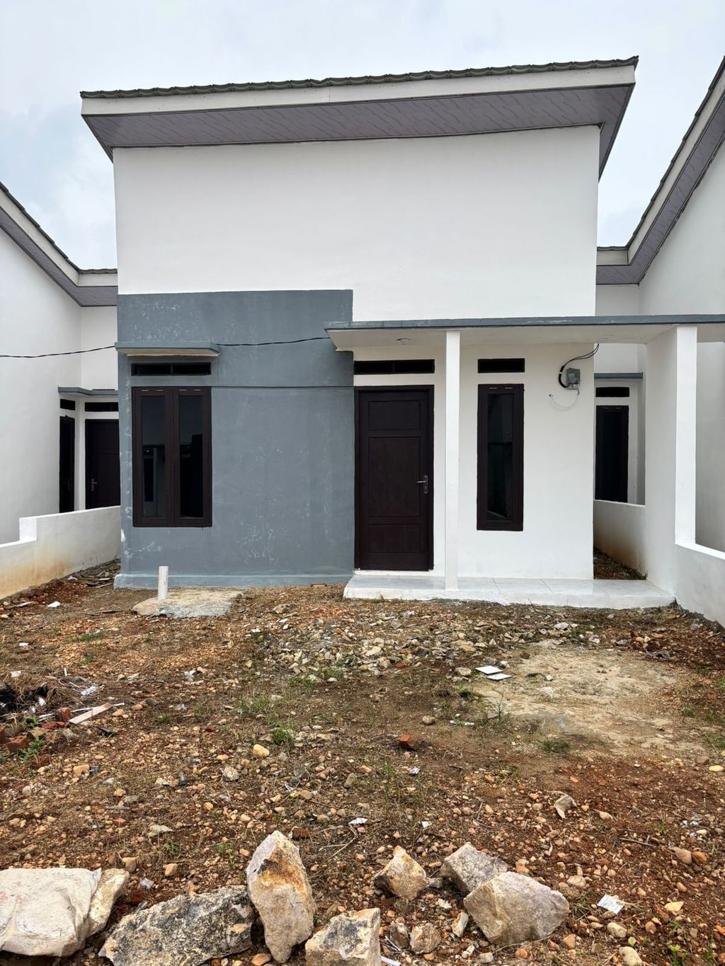 foto tampak rumah tipe 36 perumahan PERUMAHAN ATLANTIC 99 TAHAP II