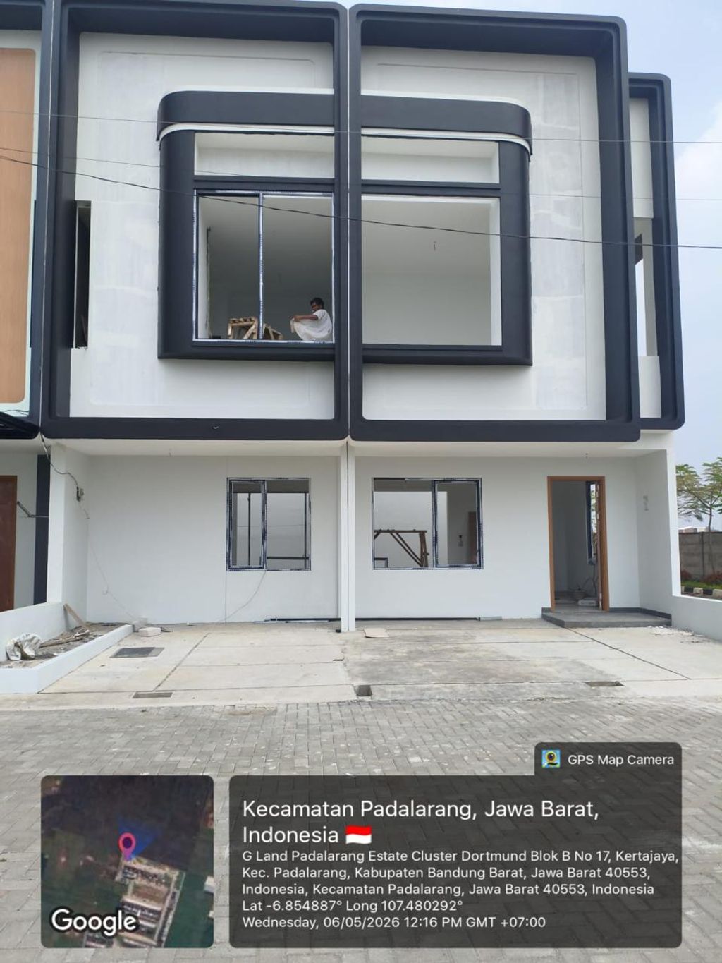 foto tampak rumah tipe 54 Compact Minimalis HC (708) perumahan Cluster Everton