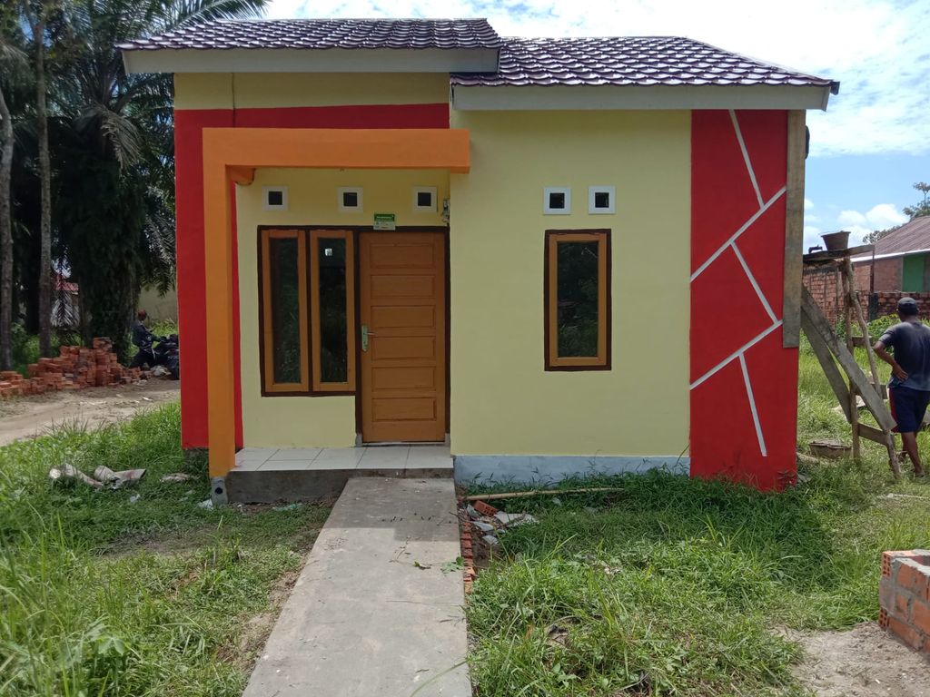 foto tampak rumah tipe 36/90 perumahan Bukit Bahagia Residence