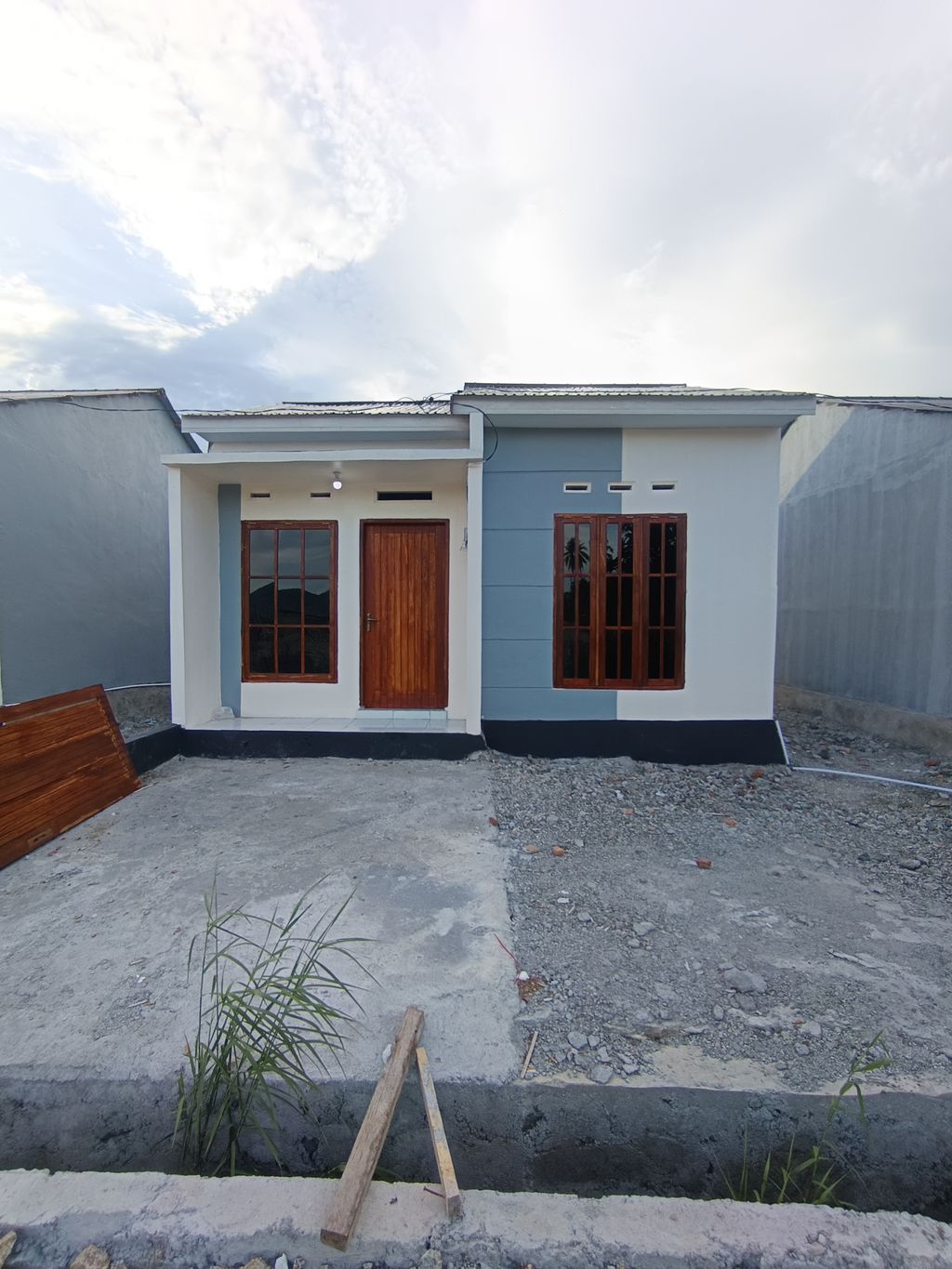 foto tampak rumah tipe 36 subsidi perumahan GRAHA ARSY SEJAHTERA 2
