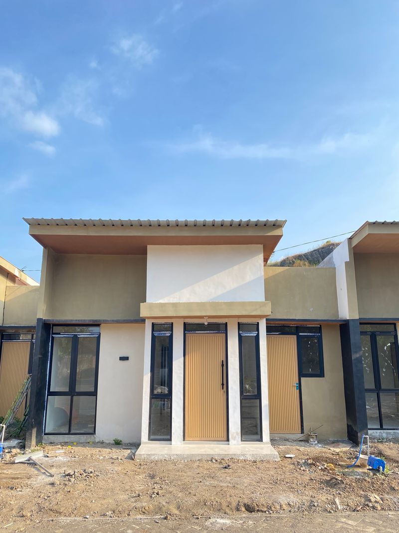 foto contoh rumah perumahan Kataraya Regency