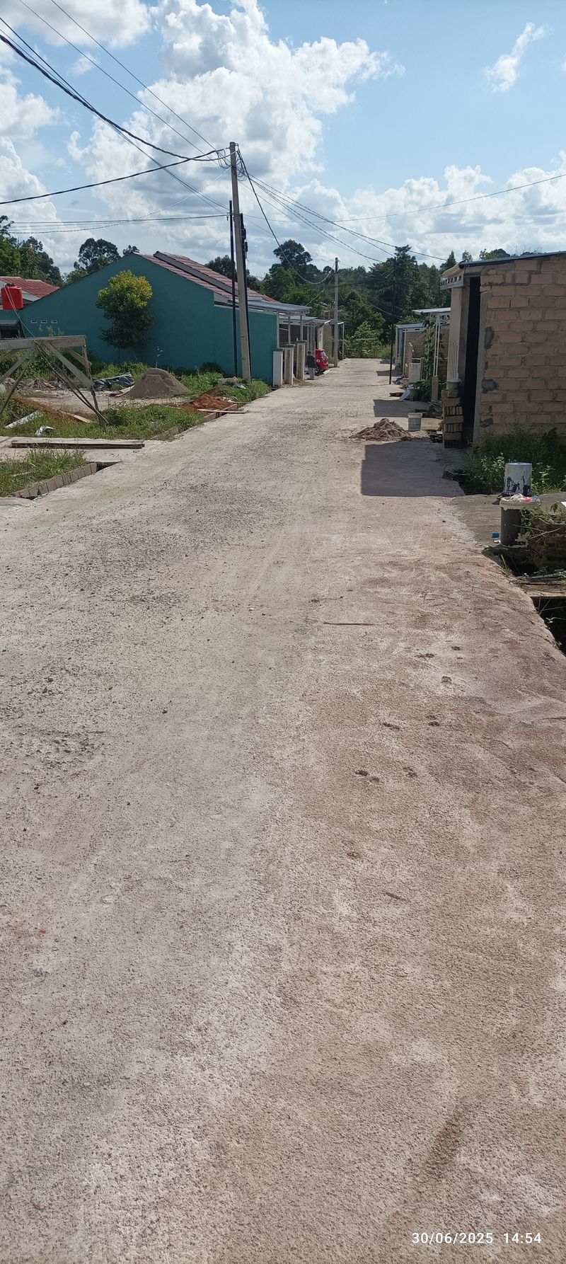 foto posisi tengah perumahan Permata Mandiri Residence 2