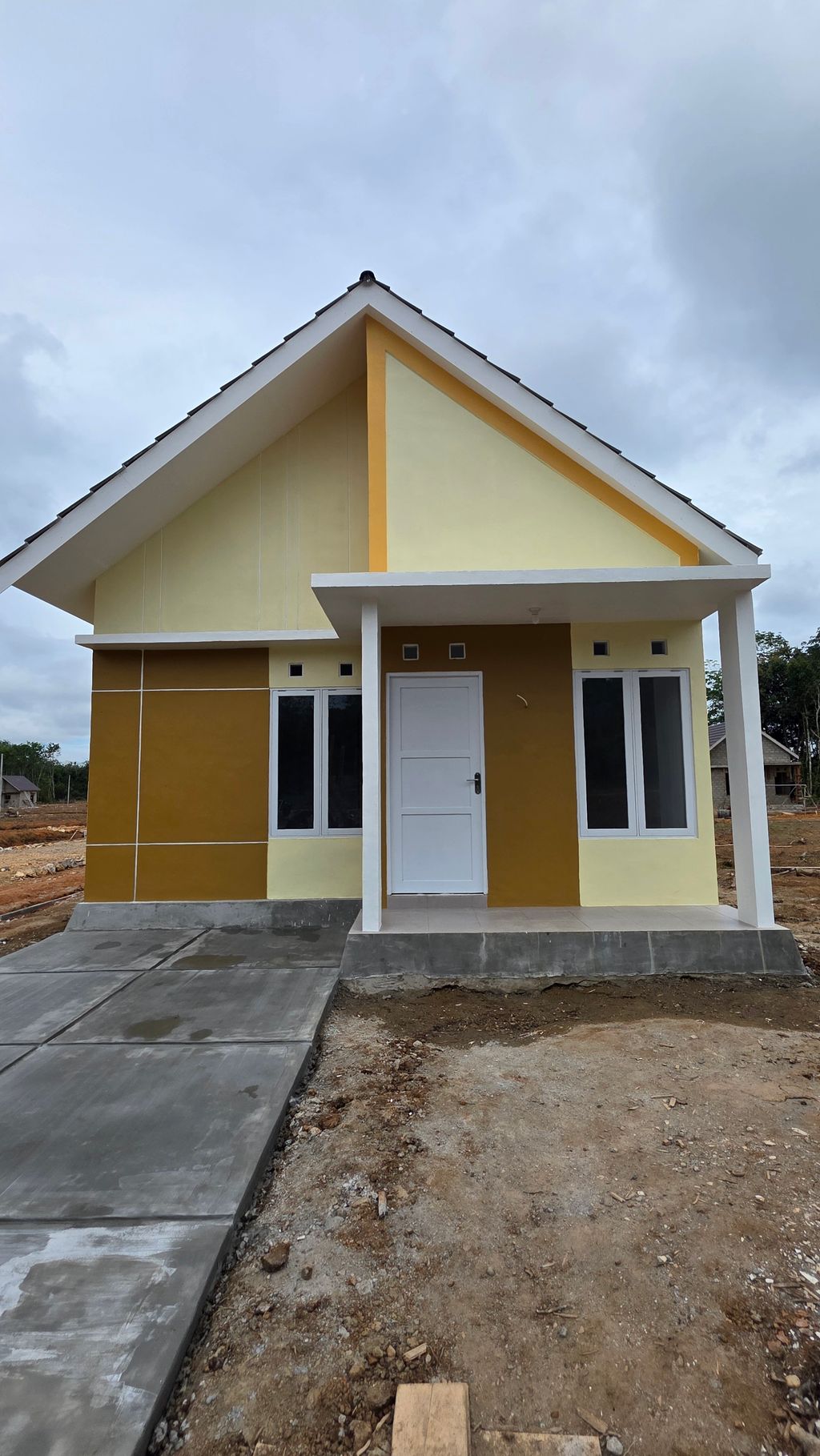 foto contoh rumah perumahan HARMONI VALE