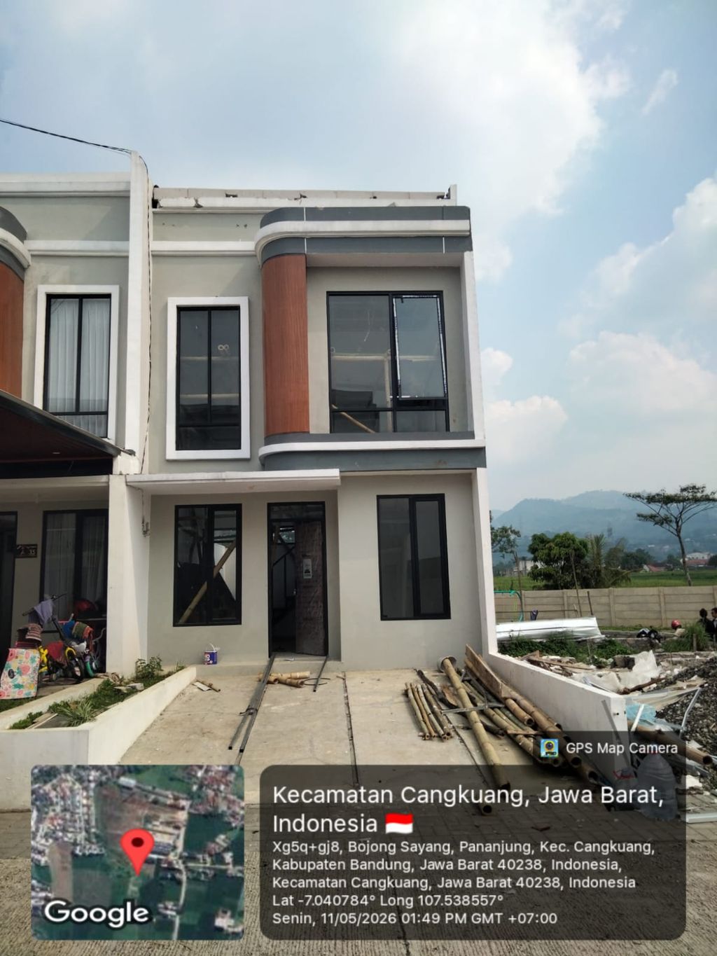 foto tampak rumah tipe 33 Mezanin (353) perumahan G-Land Aleena Residence