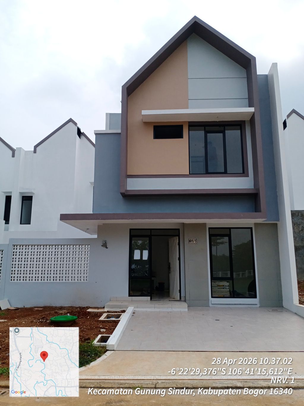 foto tampak rumah tipe RV5-0015 perumahan SERPONG NATURA CITY