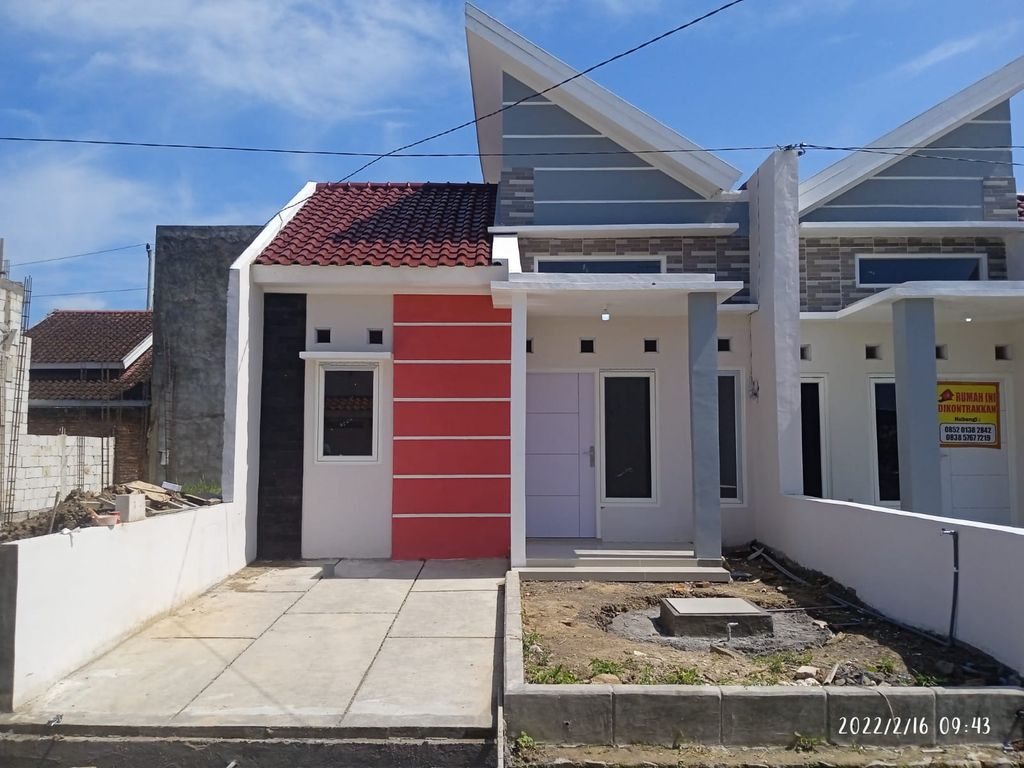 foto tampak rumah tipe Topaz perumahan Mutiara Megah Asri